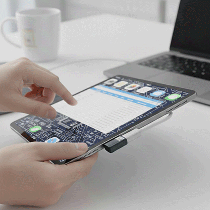 Adaptateur USB-C UltraConnect coudé Type C mâle vers Type C femelle démonstration