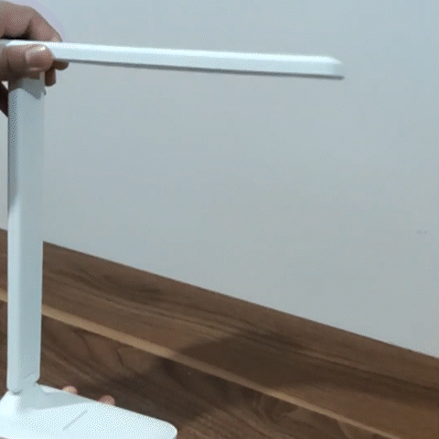 Lampe de bureau pliable démonstration