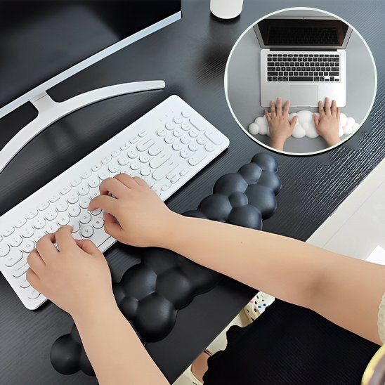 Repose poignet nuage noir clavier blanc