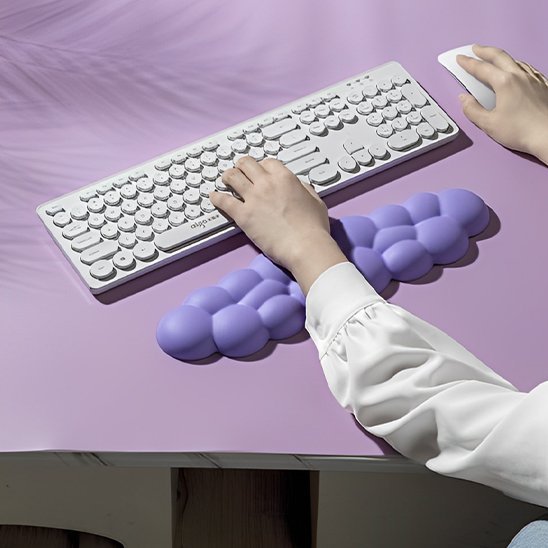 Repose poignet nuage violet clavier